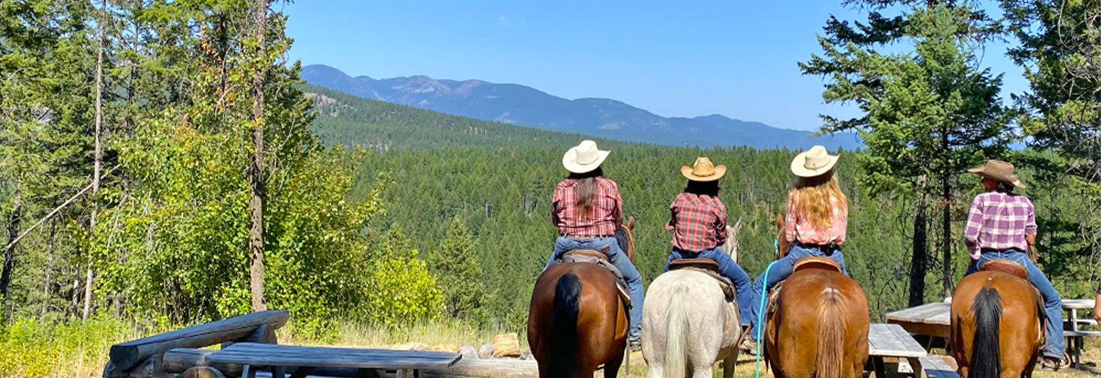 The Bar W Guest Ranch - Whitefish MT - Public Trail Rides